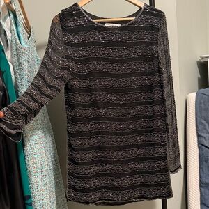 Papell Boutique Black and Silver Tunic Top